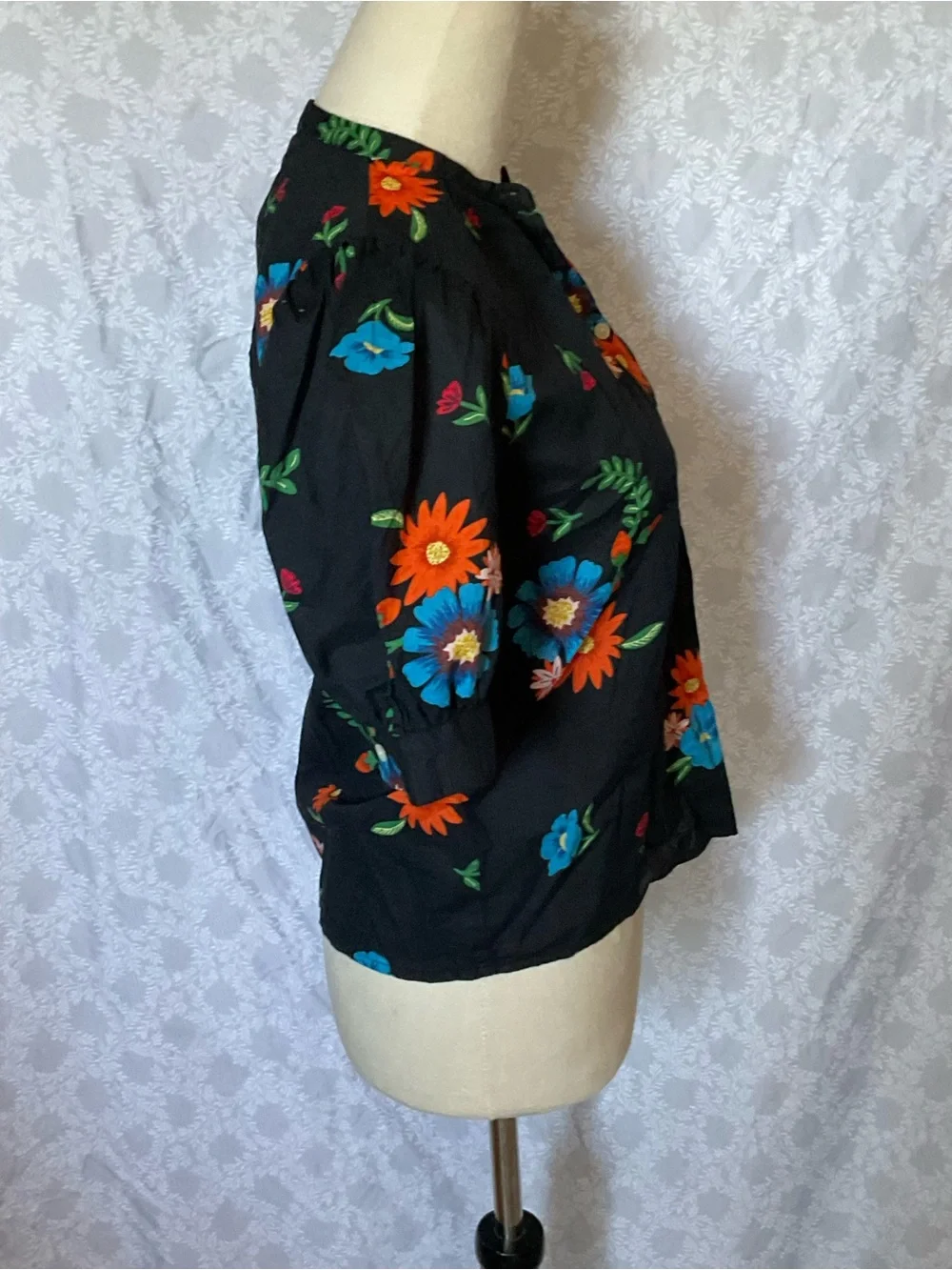 LOFT Black Floral Button-Up Puff Sleeve Blouse